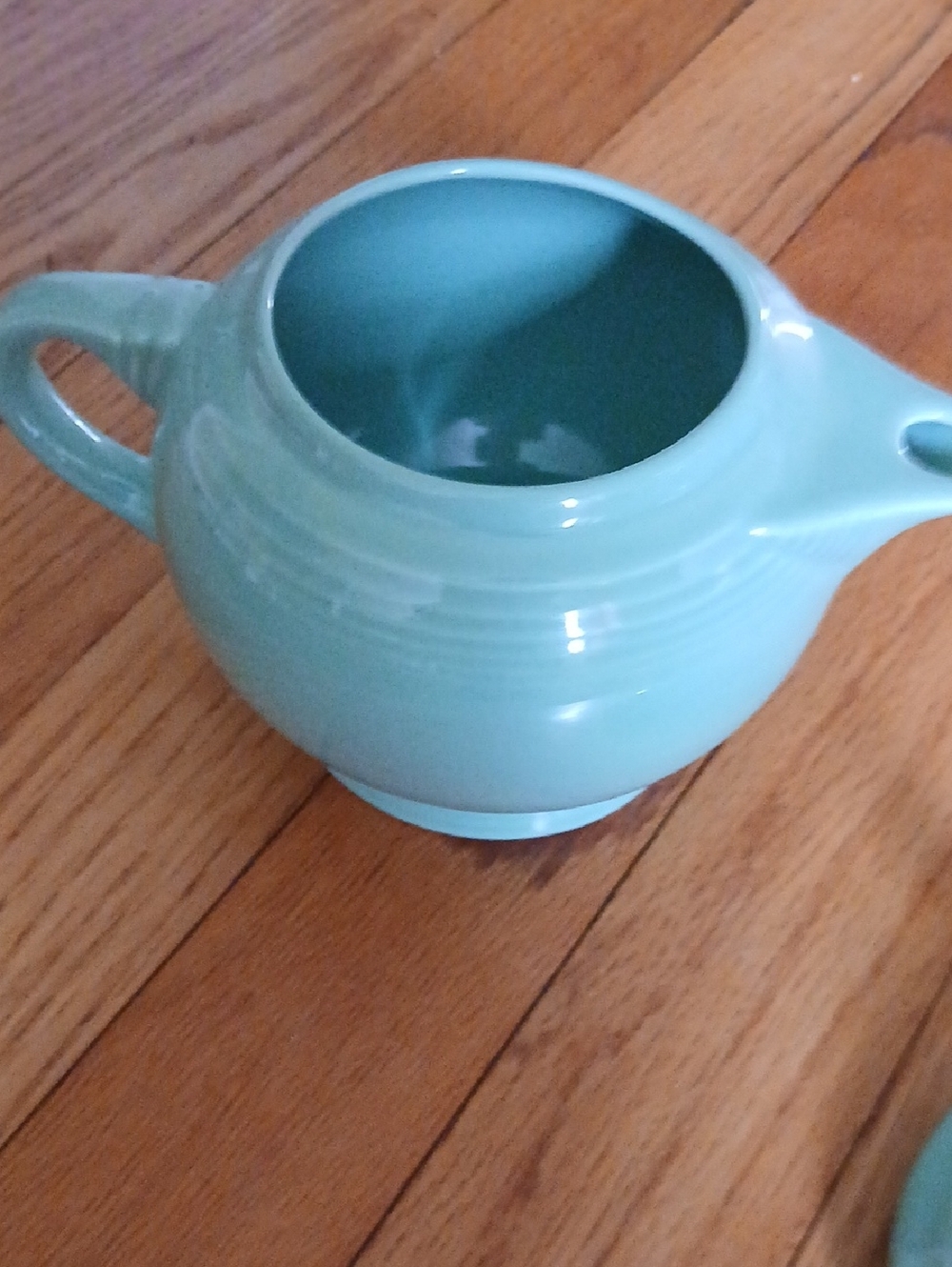 FiestaWare Homer Laughlon Teapot Small Sea Mist Color Shamrock  Motif-2 Cups - Picture 4 of 6